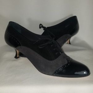 Manolo Blahnik Black Patent Leather Oxford